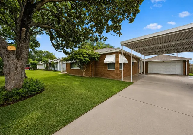 4th image of 2210 2Nd St, Galena Park, TX 77547 | MLS# 91165182