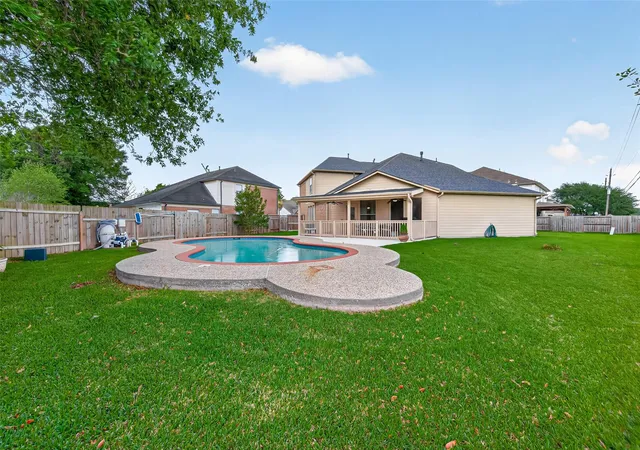 Photo 3 of Single family home for sale at 18206 Noble Forest Dr, Humble, TX 77346 | MLS# 35504417 | Listing updated on 2026-07-08