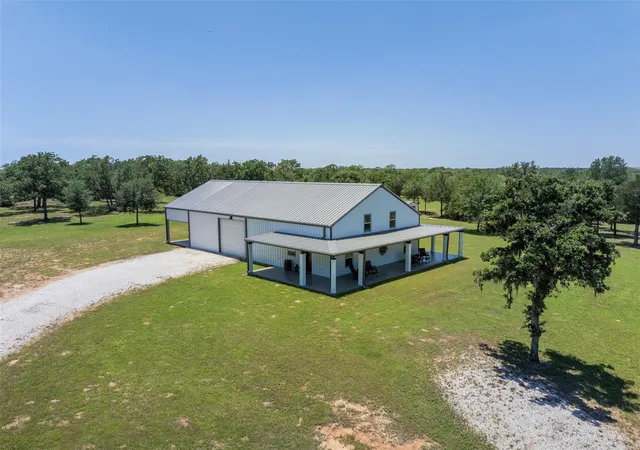Homes for sale in Weimar, TX | 2215 Oakridge Rd, Weimar, TX 78962 | MLS# 42188150