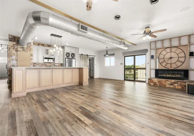 1st image of 18809 Egret Bay Blvd #321, Webster, TX 77058 | MLS# 78389483