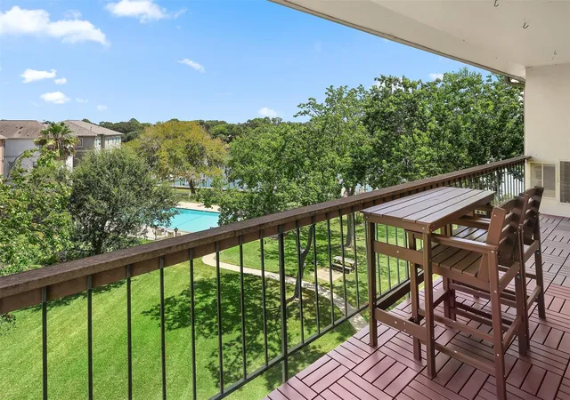27th image of 18809 Egret Bay Blvd #321, Webster, TX 77058 | MLS# 78389483