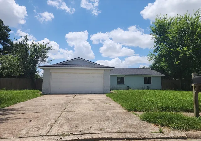 Photo 1 of Single family home for sale at 7819 Martin Wood Ln, Houston, TX 77086 | MLS# 63189553 | Listing updated on 2026-08-28