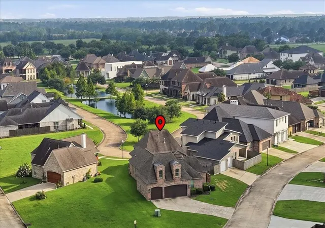 2nd image of 7716 Pond Cir, Beaumont, TX 77707 | MLS# 40470772