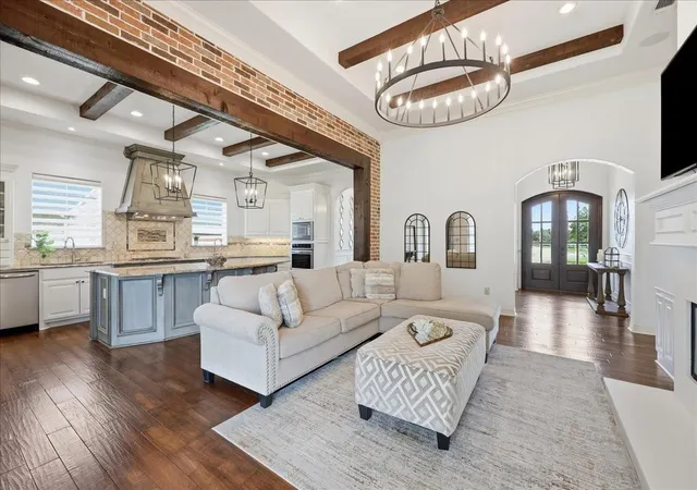 Photo 3 of Single family home for sale at 7716 Pond Cir, Beaumont, TX 77707 | MLS# 40470772 | Listing updated on 2026-09-26