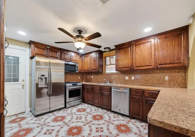 Photo 2 of Single family home for sale at 807 Ruth St #805-807, Baytown, TX 77520 | MLS# 2110542 | Listing updated on 2026-05-06