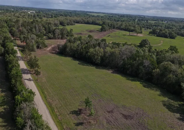 2nd image of 2 Baranowski Rd, Brenham, TX 77833 | MLS# 34870615