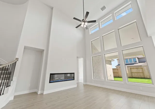 Photo 3 of Single family home for sale at 31403 Meadow Grv Ct, Fulshear, TX 77423 | MLS# 96265330 | Listing updated on 2026-09-13