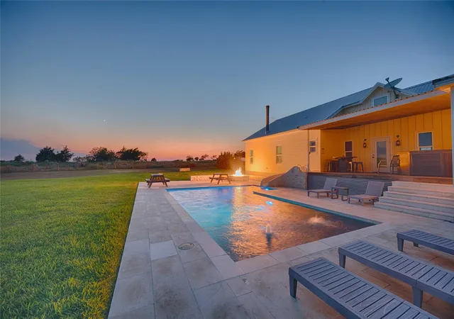 Photo 4 of Single family home for sale at 2210 Fm 615, Schulenburg, TX 78956 | MLS# 30361618 | Listing updated on 2026-09-02