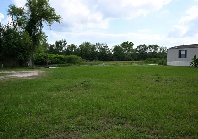 Photo 2 of Land for sale at 12615 Paradise View Ct, Willis, TX 77318 | MLS# 51658002 | Listing updated on 2026-09-13