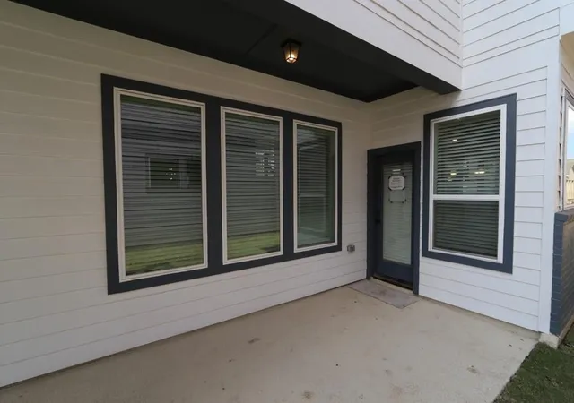 Photo 2 of Sale Pending at 3307 Full Bellied Ln, Richmond, TX 77406 | MLS# 59994022 | Listing updated on 2026-08-04