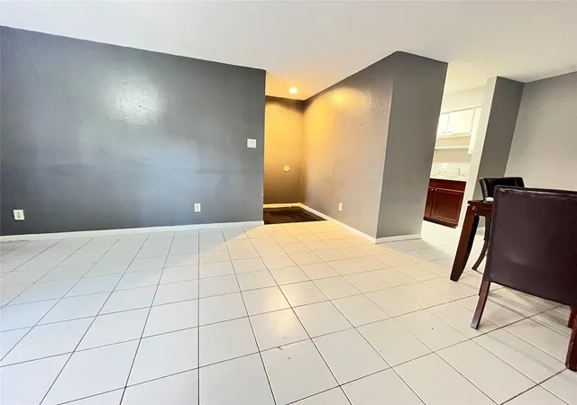 12th image of 10211 Sugar Branch Dr #411, Houston, TX 77036 | MLS# 24056184