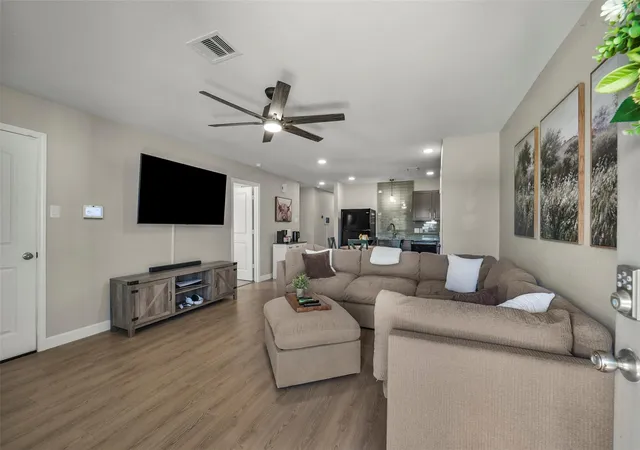 Photo 4 of Single family home for sale at 336 Road 5138, Cleveland, TX 77327 | MLS# 89574643 | Listing updated on 2026-08-18
