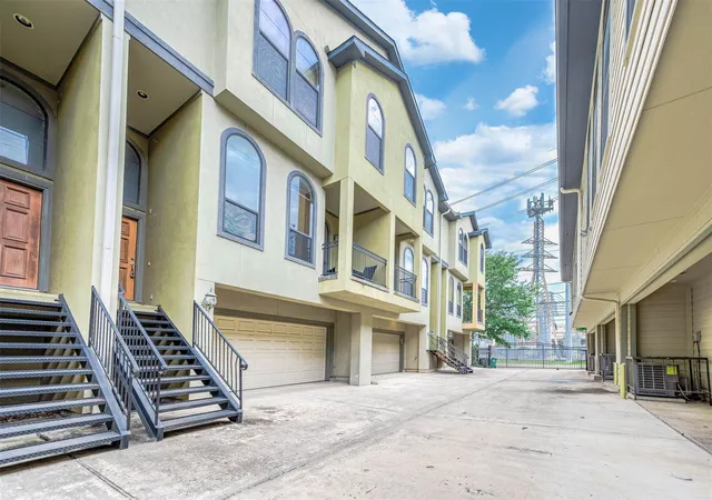 Homes for sale in Houston, TX | 2503 Dallas St, Houston, TX 77003 | MLS# 6499781