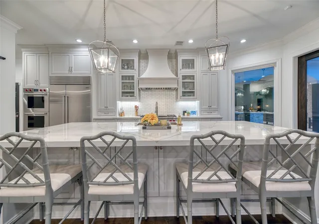 Single family home for sale at 923 Chinquapin Pl, Houston, TX 77094 | MLS# 64498826
