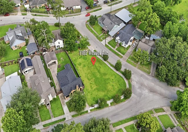 1st image of 1102 Weaver St, Houston, TX 77023 | MLS# 11816657
