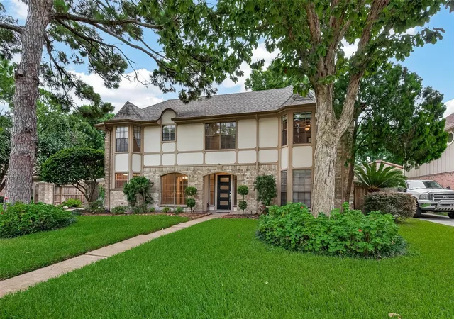 3rd image of 16405 Smith St, Jersey Village, TX 77040 | MLS# 56469455