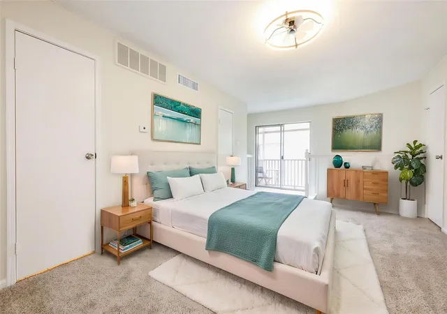 Photo 2 of Townhouse for sale at 3100 Jeanetta St #1404, Houston, TX 77063 | MLS# 78173741 | Listing updated on 2026-08-15