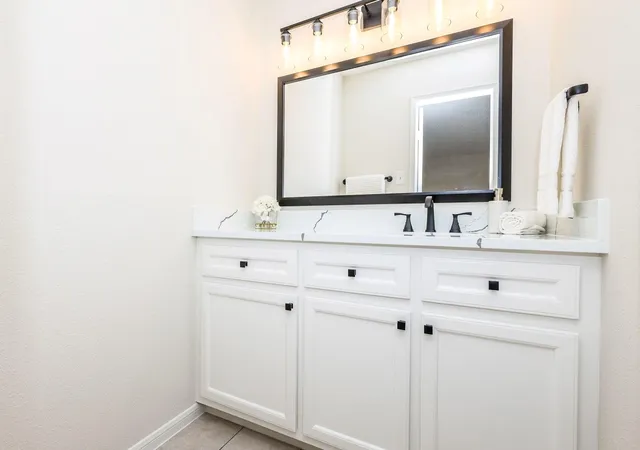 Photo 3 of Townhouse for sale at 3100 Jeanetta St #1404, Houston, TX 77063 | MLS# 78173741 | Listing updated on 2026-08-15
