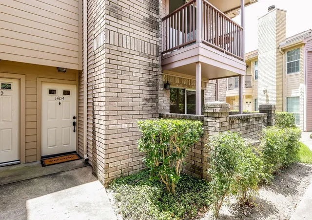 Photo 3 of Townhouse for sale at 3100 Jeanetta St #1404, Houston, TX 77063 | MLS# 78173741 | Listing updated on 2026-08-15