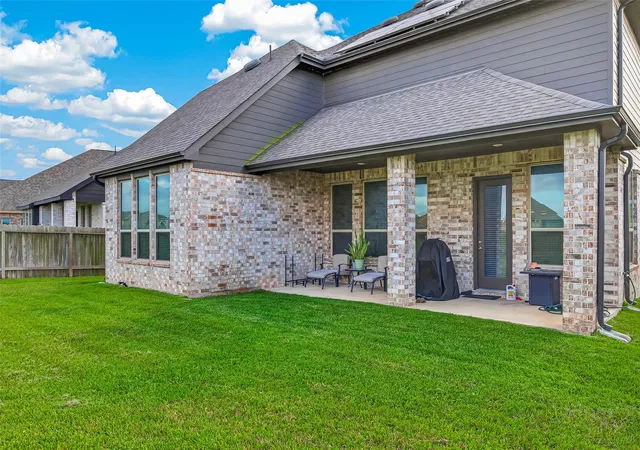 3rd image of 6506 Tiburon Lakes Dr, Katy, TX 77493 | MLS# 64663757