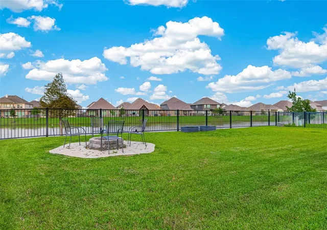 5th image of 6506 Tiburon Lakes Dr, Katy, TX 77493 | MLS# 64663757