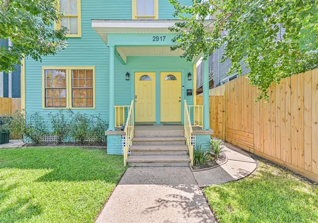 1st image of 2917 Avenue Q 1/2, Galveston, TX 77550 | MLS# 60995159