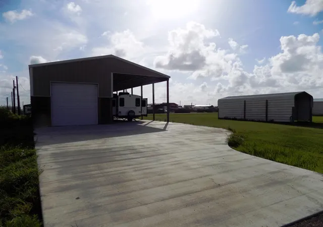 8th image of 6123 Blue Water Blvd, Bay City, TX 77414 | MLS# 40453390