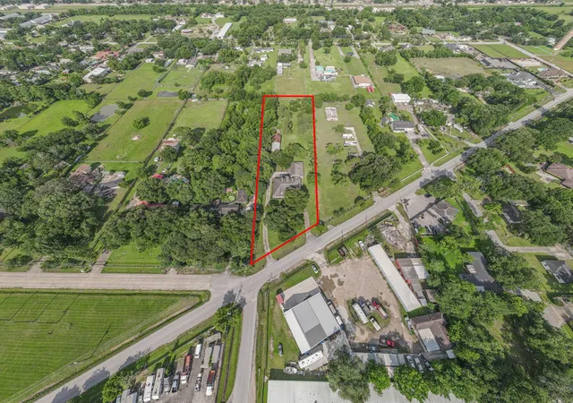 3rd image of 4503 Allen Genoa Rd, Pasadena, TX 77504 | MLS# 60787187