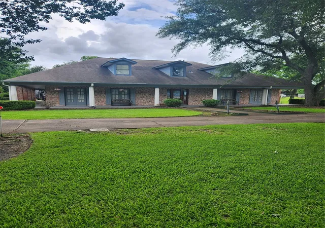 4th image of 4503 Allen Genoa Rd, Pasadena, TX 77504 | MLS# 60787187