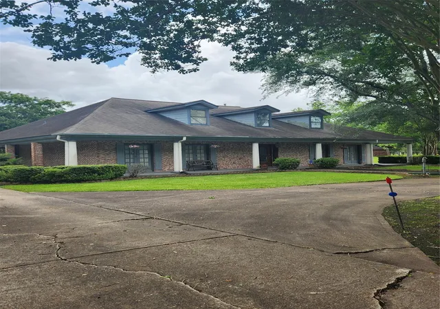 5th image of 4503 Allen Genoa Rd, Pasadena, TX 77504 | MLS# 60787187