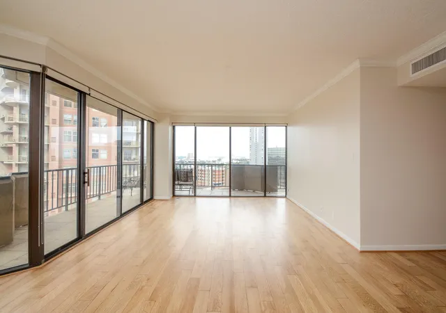3rd image of 3350 Mccue Rd #1302, Houston, TX 77056 | MLS# 10502481