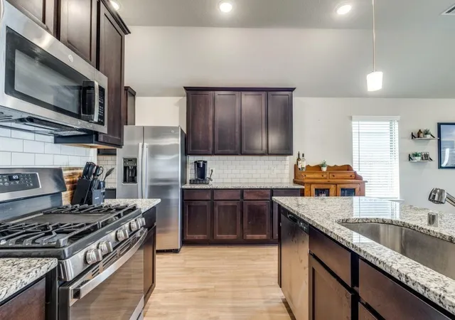 5th image of 949 Gentle Moss Dr, Magnolia, TX 77354 | MLS# 90147084