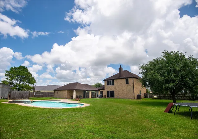 Homes for sale in Needville, TX | 11206 Aaron Wy, Needville, TX 77461 | MLS# 47515700