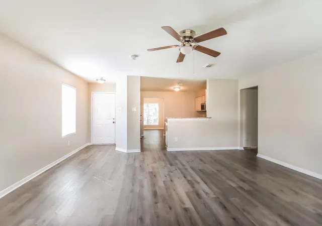 Photo 3 of Single family home for sale at 10842 Maple Bough Ln, Houston, TX 77067 | MLS# 28513233 | Listing updated on 2026-10-09