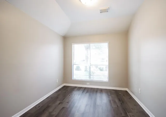 Photo 4 of Single family home for sale at 10842 Maple Bough Ln, Houston, TX 77067 | MLS# 28513233 | Listing updated on 2026-10-09