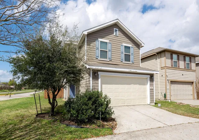 Photo 1 of Single family home for sale at 18953 Bobcat Path Ct, Houston, TX 77073 | MLS# 11257391 | Listing updated on 2026-09-08