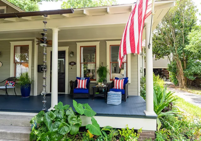 Photo 3 of Single family home for sale at 1841 Cortlandt St, Houston, TX 77008 | MLS# 83390331 | Listing updated on 2026-09-19