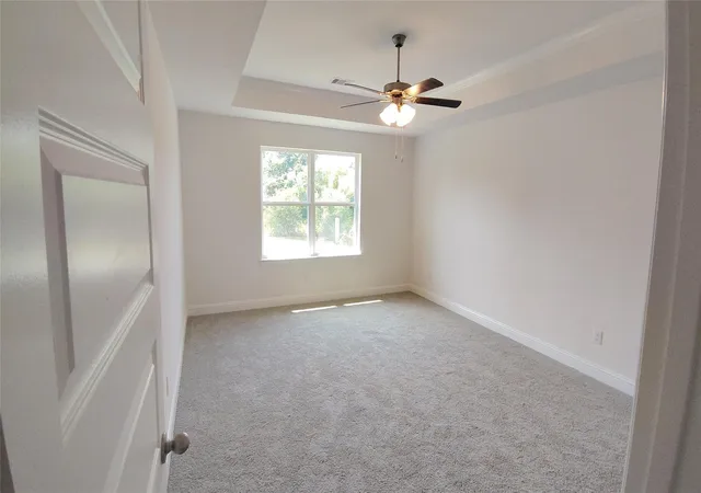 Photo 4 of Sale Pending at 2 Keystone Ct, Angleton, TX 77515 | MLS# 95999222 | Listing updated on 2026-09-09