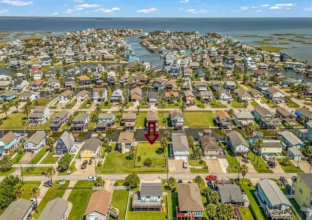 Photo 4 of Land for sale at 16530 Nassau Way, Galveston, TX 77554 | MLS# 37749094 | Listing updated on 2026-08-04