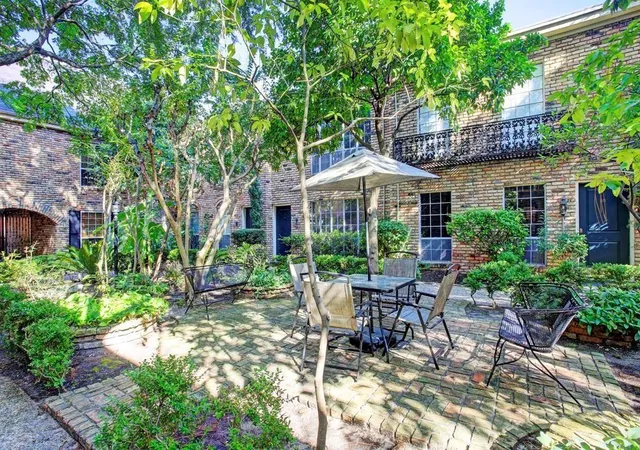 3rd image of 2503 Mccue Rd #2, Houston, TX 77056 | MLS# 63967830