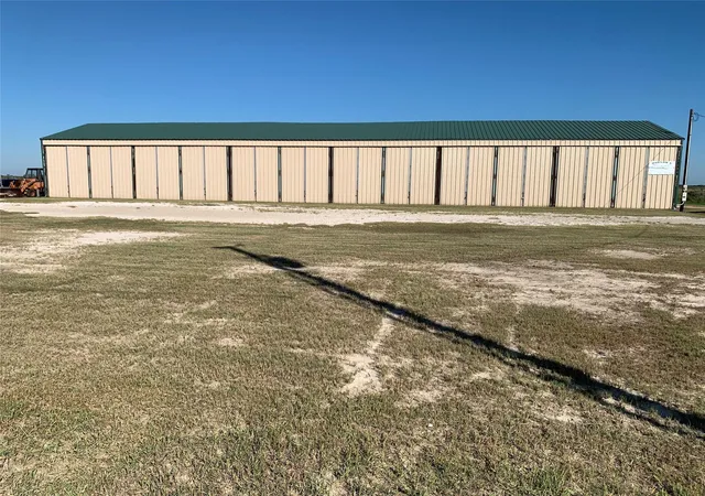 3rd image of 911 N 15Th St, Port O Connor, TX 77982 | MLS# 98740246