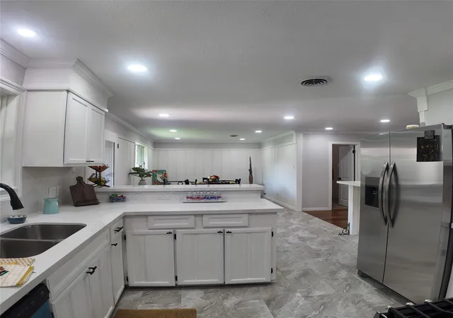 Photo 1 of Single family home for sale at 5714 Nina Lee Ln, Houston, TX 77092 | MLS# 21875848 | Listing updated on 2026-09-20