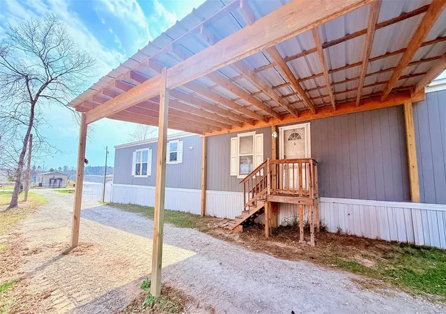 1st image of 886 Road 51023, Cleveland, TX 77327 | MLS# 36813355