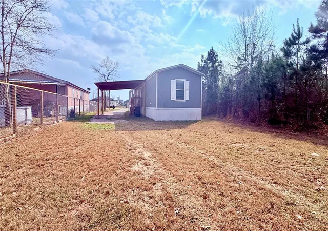 4th image of 886 Road 51023, Cleveland, TX 77327 | MLS# 36813355
