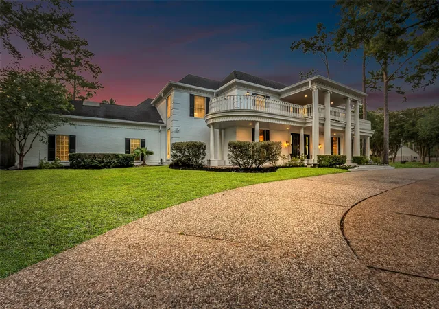 Photo 3 of Sale Pending at 11302 Bassdale Dr, Houston, TX 77070 | MLS# 71607451 | Listing updated on 2026-09-11