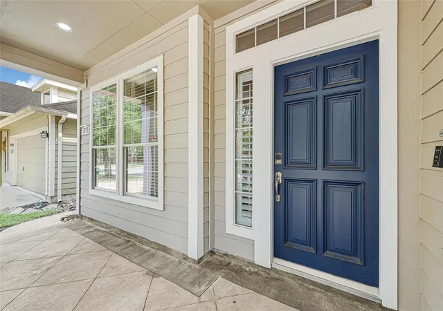 Photo 3 of Single family home for sale at 2910 Crescent Oaks Park Ln, Spring, TX 77386 | MLS# 54621827 | Listing updated on 2026-08-28