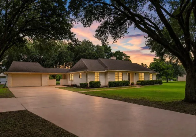 Homes for sale in Sealy, TX | 8485 Moravian Dr, Sealy, TX 77474 | MLS# 77925253