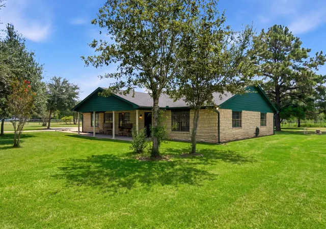 Photo 1 of Single family home for sale at 2243 Green Meadows Dr, Sealy, TX 77474 | MLS# 38527735 | Listing updated on 2026-09-10