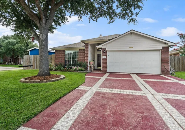 Homes for sale in Bacliff, TX | 5127 Chase Park Cir, Bacliff, TX 77518 | MLS# 16356637