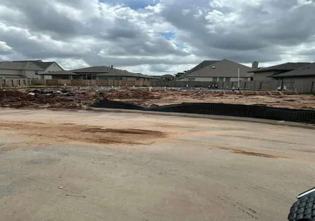 Photo 2 of Sale Pending at 4410 Rain Lily Ct S, Fulshear, TX 77441 | MLS# 31157095 | Listing updated on 2026-08-19